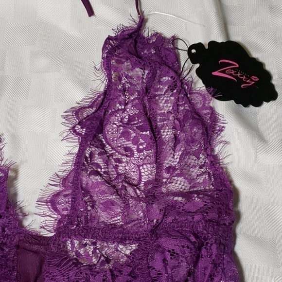 ZEXXXY Puple Eyelash Lace Teddy Lingerie NWT bag M - Picture 2 of 8